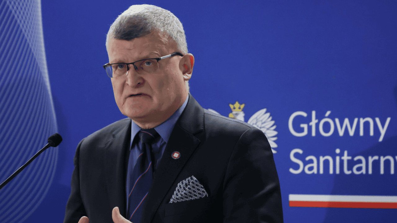 Wobec krztuśca jesteśmy bezbronni. Dr n. med. Paweł Grzesiowski: „to cichy, ale bardzo zaraźliwy zabójca”