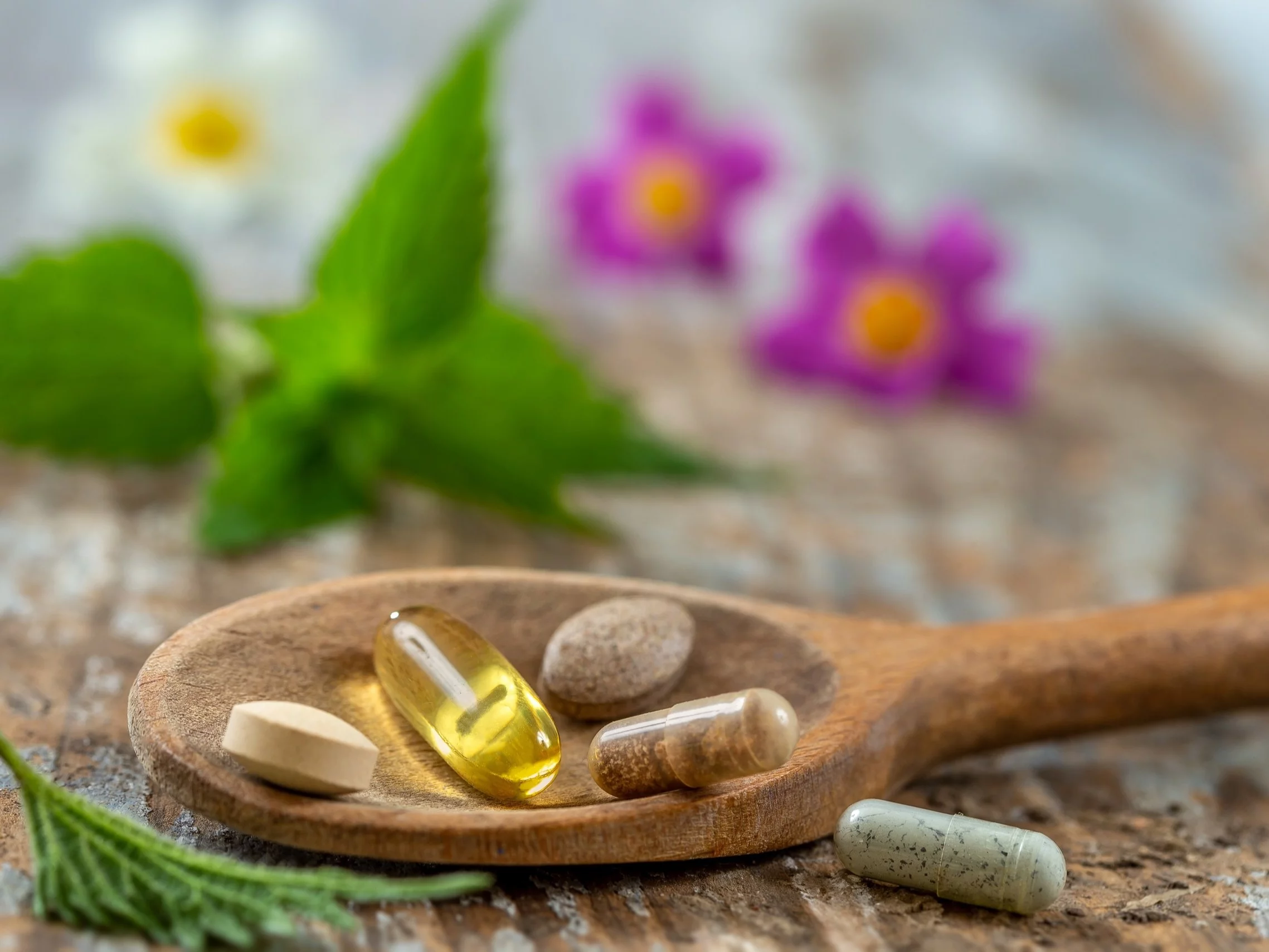 Jej niedobór skraca życie. Polacy zapominają o tej cennej witaminie