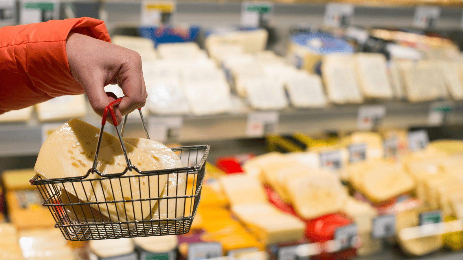 Najgorszy ser w polskich sklepach? W składzie mnóstwo soli i tłuszczu