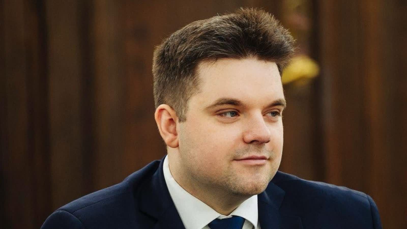 Dawid Kacprzyk zwrócił 80 tys. zł za nieprawidłowo rozliczone godziny pracy w Szpitalu Bródnowskim
