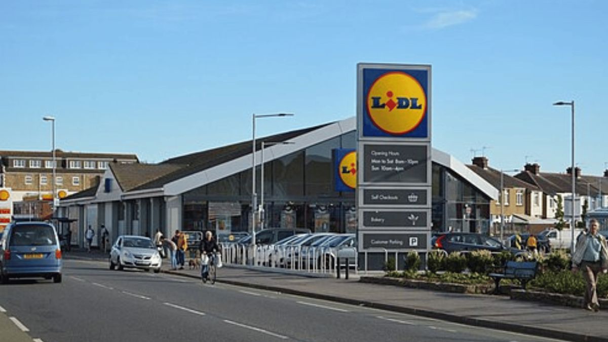 Lidl wycofał lody proteinowe o smaku dubajskiej czekolady z powodu ryzyka alergii