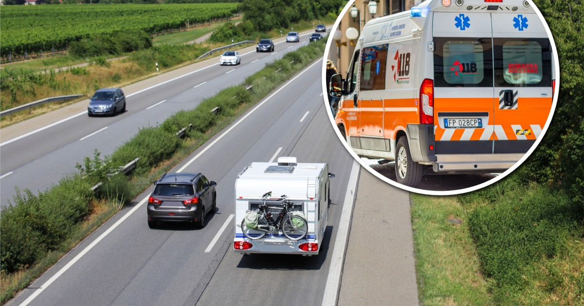 Włochy: 31-latek zmarł podczas rodzinnej podróży autostradą A21. Rodzice sądzili, iż śpi