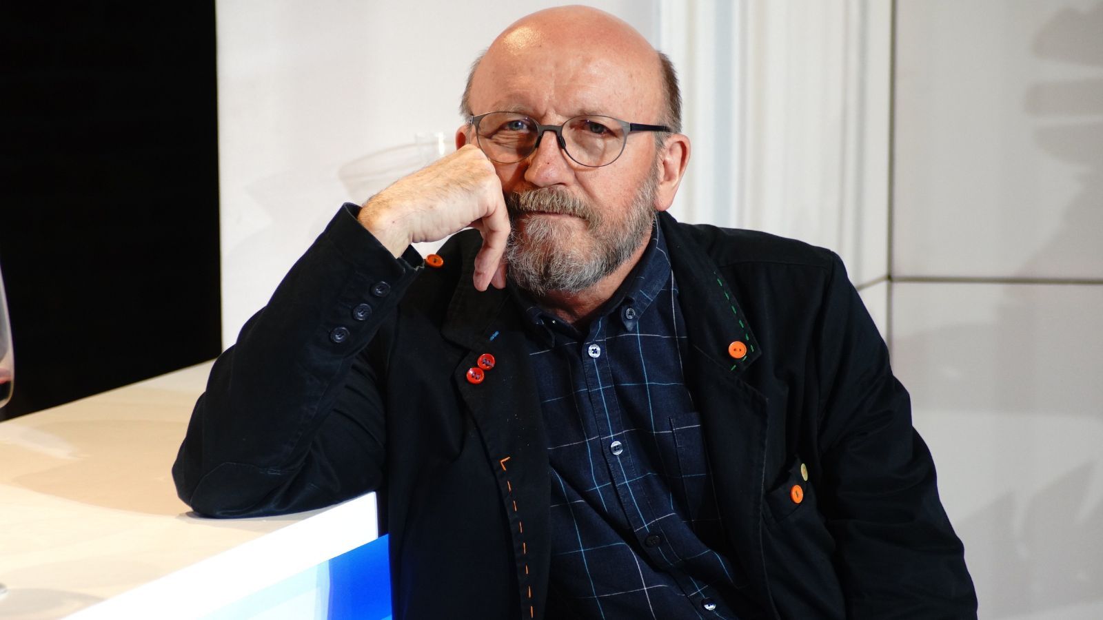 Artur Barciś zdementował doniesienia o apostazji: „Wolę chodzić do lasu”
