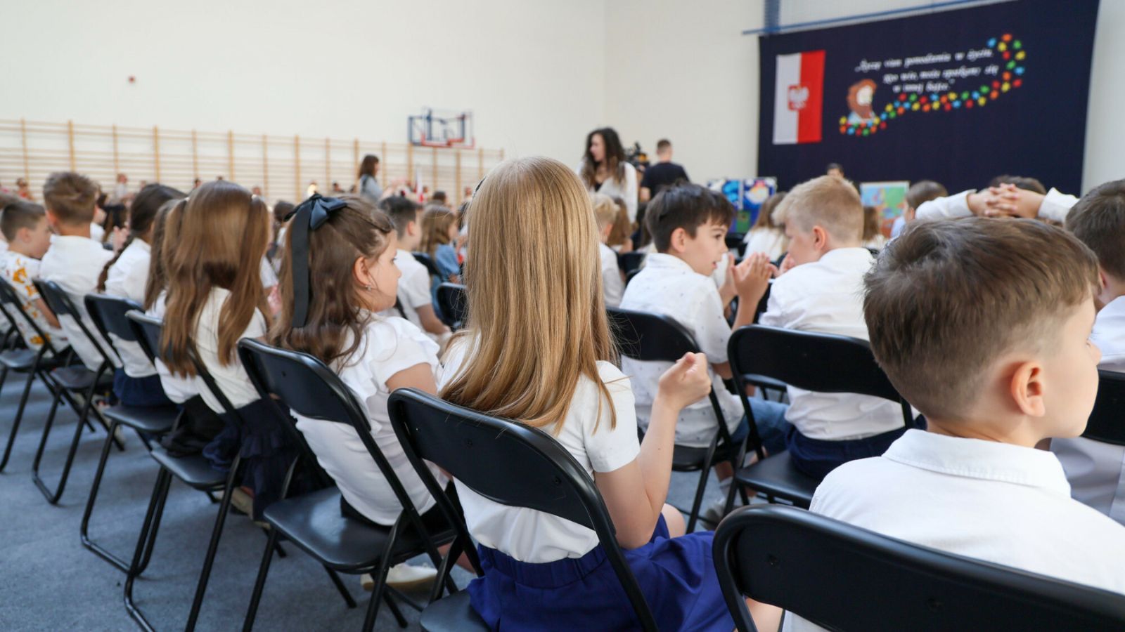 Kalendarz roku szkolnego 2026/2027: ferie w trzech turach, 19 dni przerwy świątecznej i koniec zajęć 25 czerwca