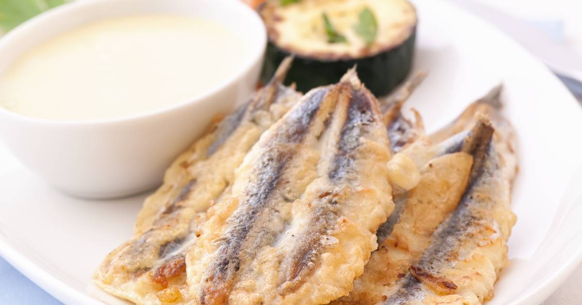 Sardele tańsze od łososia, a bogatsze w omega-3. Szef kuchni radzi, jak ich używać